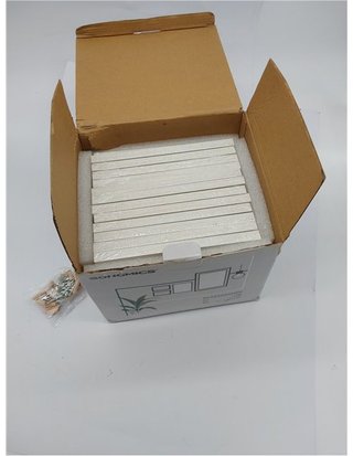 SONGMICS RPF112W Marco para 12 Fotos - Cada una de 10 x 15 cm - con un Marco Individual - Material de MDF - Color Blanco con Grano d