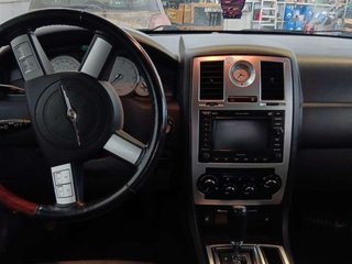 CHRYSLER 300C