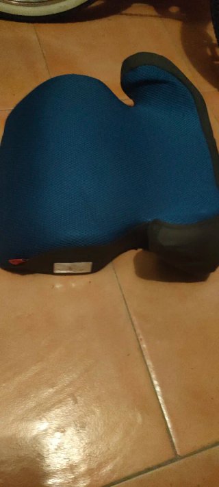 Elevador azul para coche