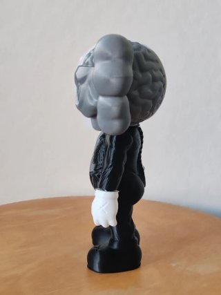 Figura Kaws 20 cm 3D