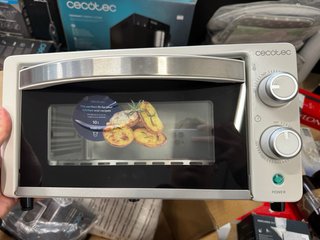 Cecotec Horno Bake&Toast 1090 Blanco