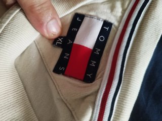 Camiseta Tommy Hilfiger Beige Talla L