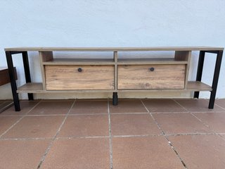Mueble TV salón madera y metal