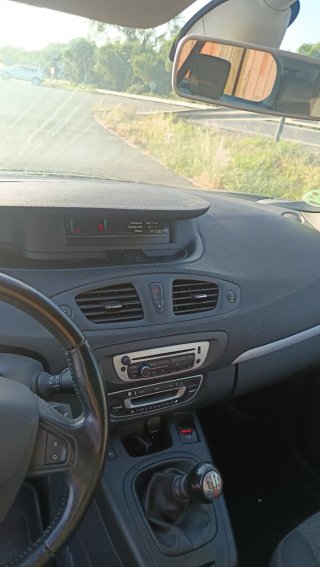 Renault Renault Mégane grand senic 2015