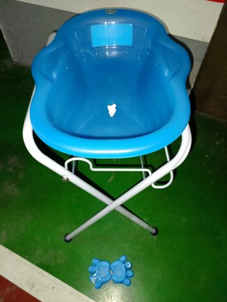 Bañera bebé con patas