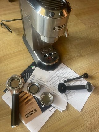 Cafetera DeLonghi Dedica Style
