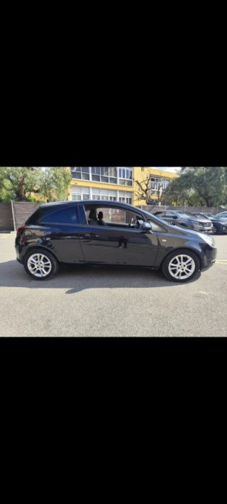 Opel Corsa 1.4 90cv