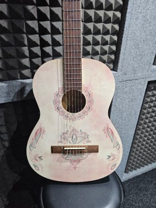 Guitarra Clásica Bamboo BG39-LM Lotus