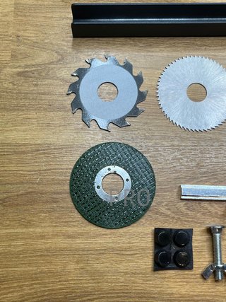 Mini sierra circular de mesa de 100W