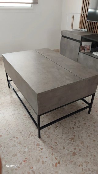 Mueble TV y mesa baja moderno