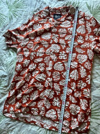 Camisa Hawaiana Lefties Estampado Hojas Talla L