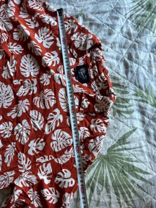 Camisa Hawaiana Lefties Estampado Hojas Talla L