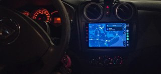 Dacia Logan  con pantalla Android 10'