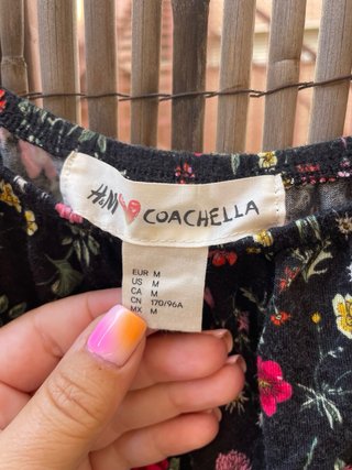 Blusa floral negra manga larga Coachella