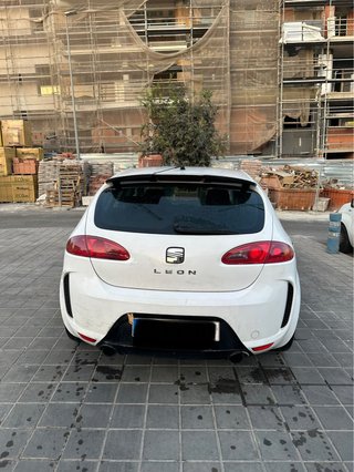 SEAT Leon Open 2.0 TDI kit aerodinámico 2008