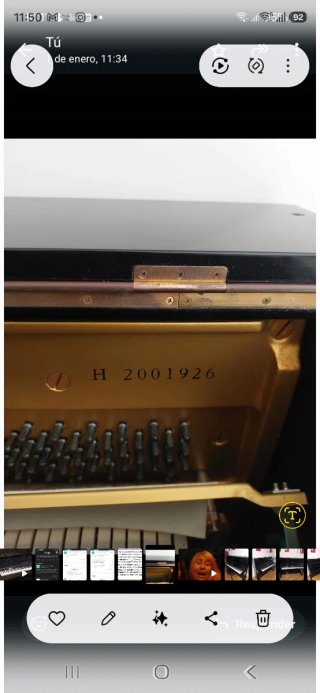 Piano Yamaha U1 con banqueta regulable