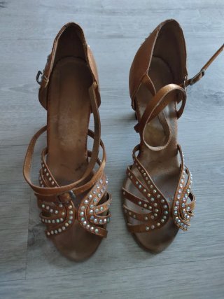 Zapatos de tacón para baile