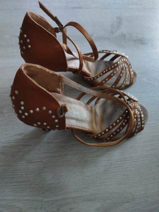 Zapatos de tacón para baile