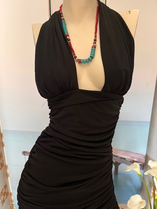 Vestido fiesta Zara negro drapeado