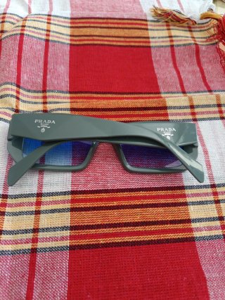 Gafas de sol Prada verdes