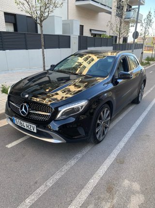 Mercedes-Benz GLA 2015