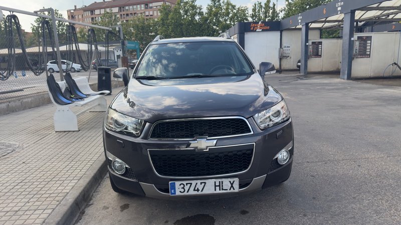 Chevrolet Captiva 2012 - foto 1