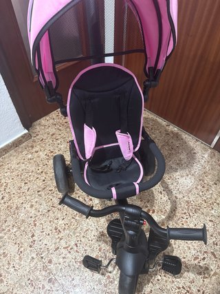 Triciclo MOLTO Urban Trike Rosa de 1 a 3 años.