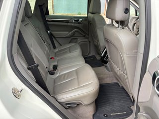 Porsche Cayenne 2011