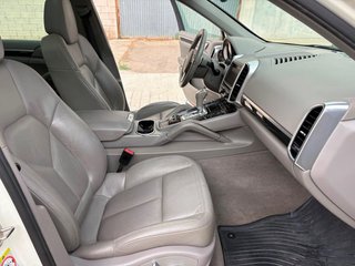 Porsche Cayenne 2011