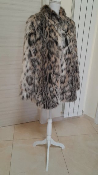Pelliccia sintetica beige/grigia
