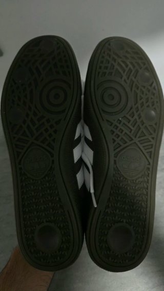 Adidas Spezial Marrones y Blancas