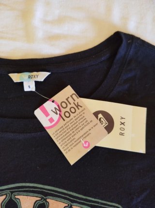 Camiseta Roxy Talla S Negra con etiqueta