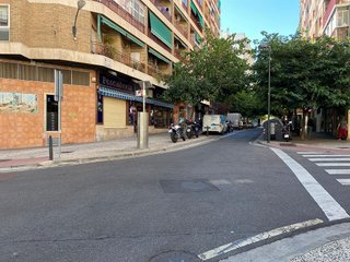 Local comercial en alquiler en Delicias en Zaragoza