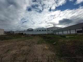 Solar en venta en Poleares en Lucena