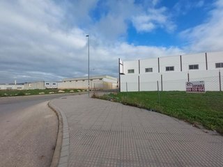 Solar en venta en Poleares en Lucena