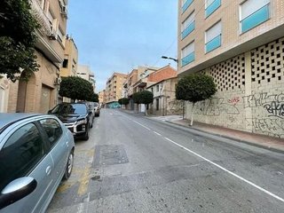 Local comercial en venta en Molina de Segura ciudad en Molina de Segura