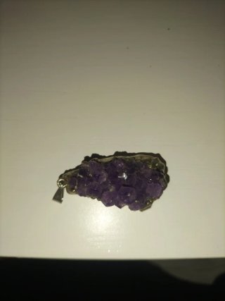 Colgante Amatista Violeta con Cierre Plateado