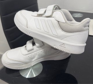 Zapatillas Adidas Niño Velcro Blancas, talla 34
