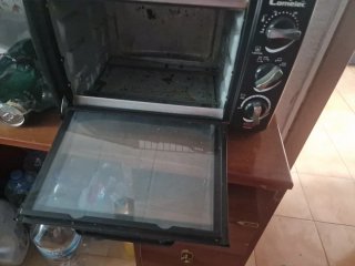 Horno eléctrico pequeño Comeler