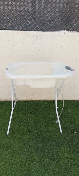 Bañera para bebé Jane con patas