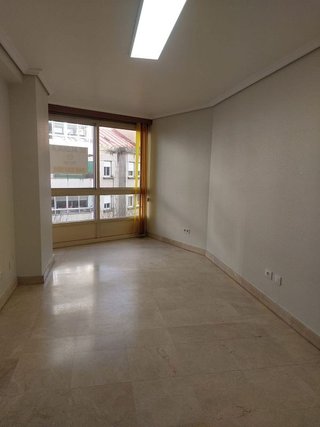 Oficina en alquiler en As Travesas - Balaídos en Vigo