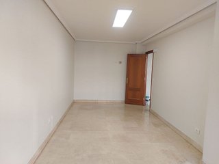 Oficina en alquiler en As Travesas - Balaídos en Vigo