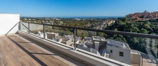 Piso en alquiler en Los Naranjos - Las Brisas en Marbella