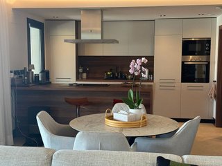 Piso en alquiler en Los Naranjos - Las Brisas en Marbella