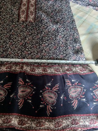 Vestido de El Corte Ingles floral azul y rosa.