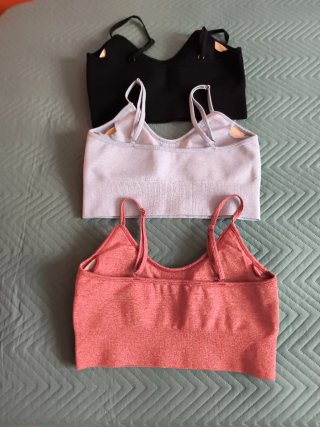 3 Tops deportivos chica