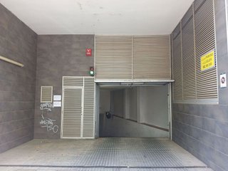 Garaje en alquiler en El Centre en Esplugues de Llobregat