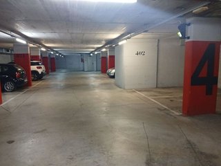 Garaje en alquiler en El Centre en Esplugues de Llobregat
