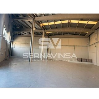 Nave industrial en alquiler en Zona Industrial en Barbera del Vallès