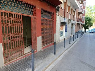 Local comercial en alquiler en La Prosperitat en Barcelona